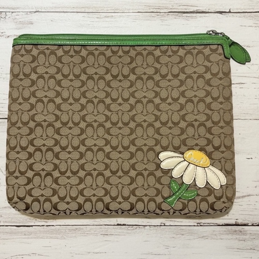Coach Daisy Signature Canvas Laptop Sleeve Pouch Brown Green Monogram Floral Y2K
